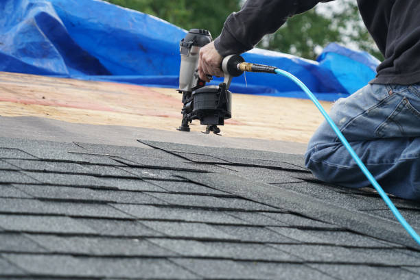 Fast & Reliable Emergency Roof Repairs in Thompsonville, CT